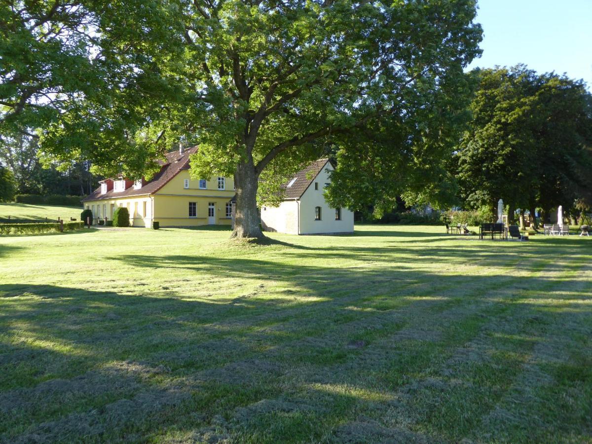 Ferienhaus Gut Rattelvitz Insel Ruegen Gingst Eksteriør billede